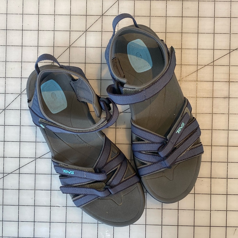 NWOT Teva Sandals